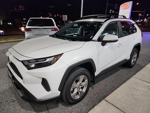 2023 Toyota RAV4 XLE