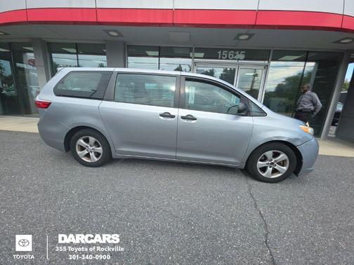 2015 Toyota Sienna L