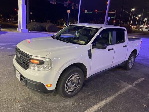 2022 Ford Maverick XL