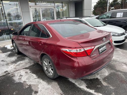 2016 Toyota Camry SE
