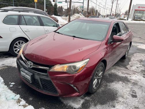 2016 Toyota Camry SE