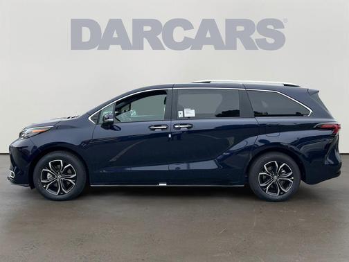 2025 Toyota Sienna Platinum 7 Passenger