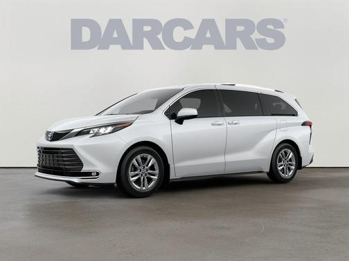 2025 Toyota Sienna Limited 7-Passenger