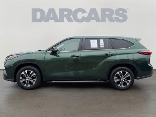 Cypress 2023 Toyota Highlander XLE