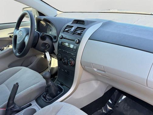 2012 Toyota Corolla L