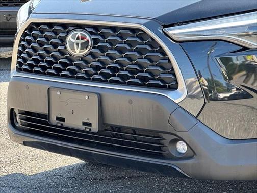 2022 Toyota Corolla Cross XLE