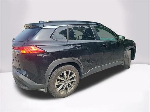 2022 Toyota Corolla Cross XLE