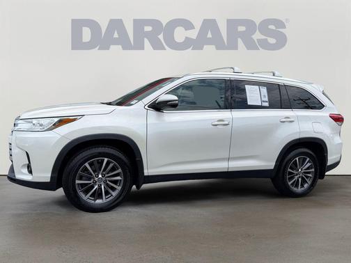 Blizzard Pearl 2019 Toyota Highlander XLE
