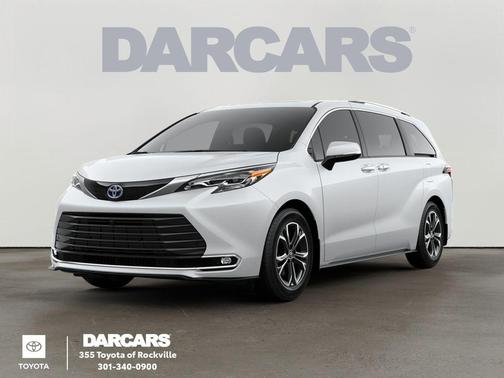 2025 Toyota Sienna Platinum 7 Passenger