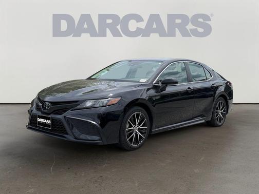 Midnight Black Metallic 2024 Toyota Camry SE