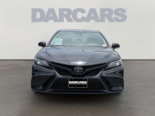 Midnight Black Metallic 2024 Toyota Camry SE