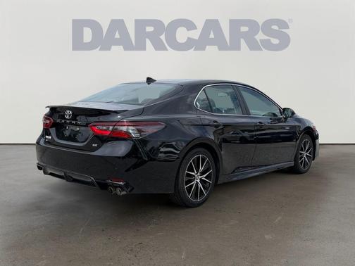Midnight Black Metallic 2024 Toyota Camry SE