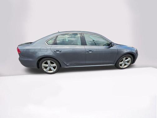 2015 Volkswagen Passat 1.8T Limited Edition
