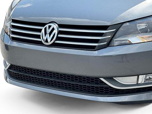2015 Volkswagen Passat 1.8T Limited Edition
