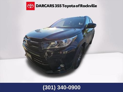 2017 Toyota Highlander SE