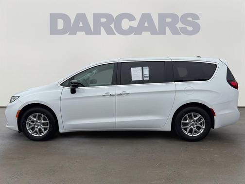Bright White Clearcoat 2024 Chrysler Pacifica Touring L