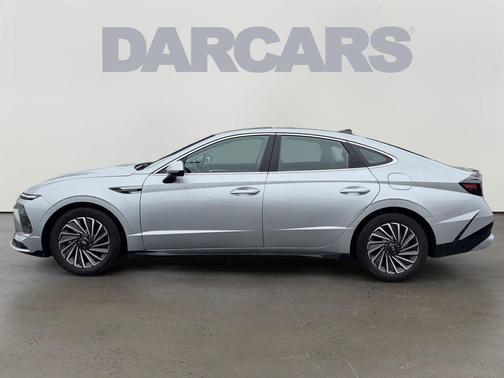 2024 Hyundai SONATA Hybrid SE