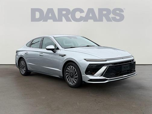2024 Hyundai SONATA Hybrid SE