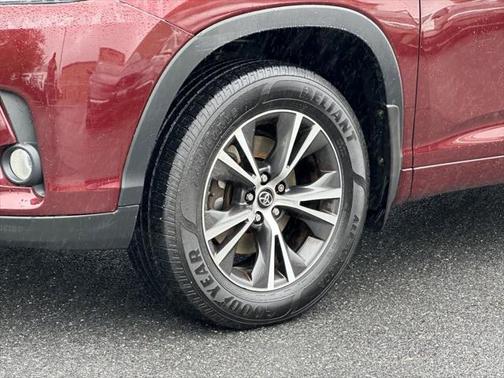 2017 Toyota Highlander LE Plus