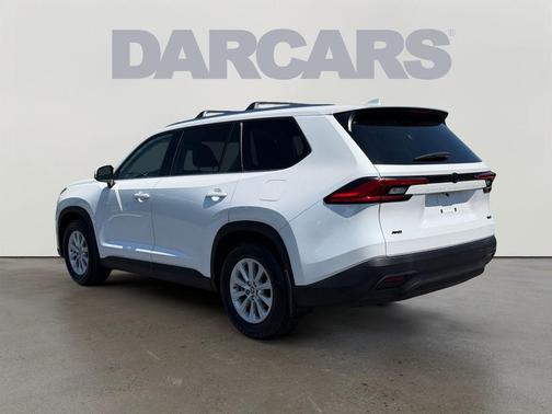 Pearl 2024 Toyota Grand Highlander XLE