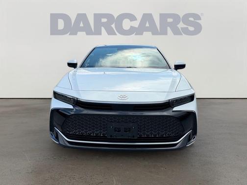 Oxygen White 2024 Toyota Crown Limited