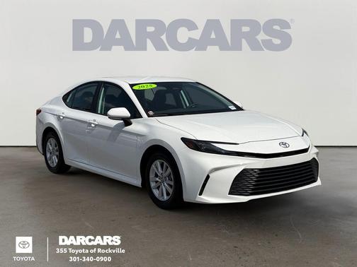 Ice 2025 Toyota Camry LE