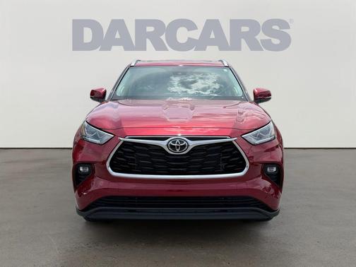 Pearl 2026 Toyota Highlander Limited
