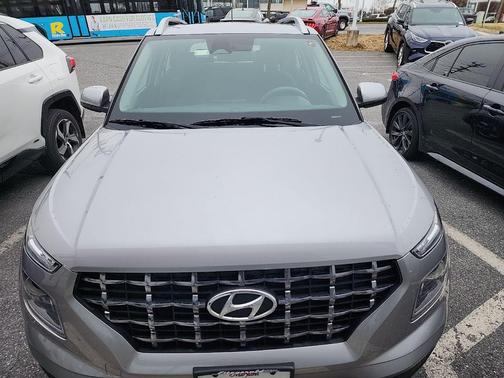 2023 Hyundai VENUE SEL