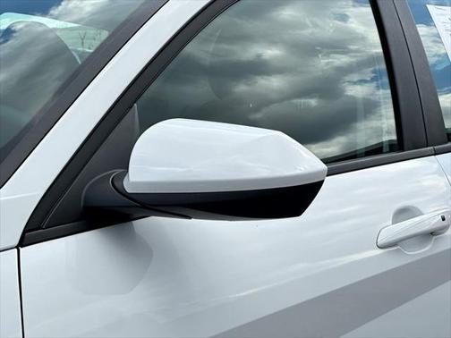 2024 Hyundai ELANTRA HEV Blue