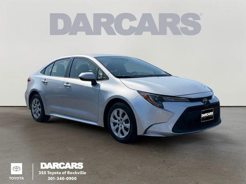 Classic Silver Metallic 2021 Toyota Corolla LE