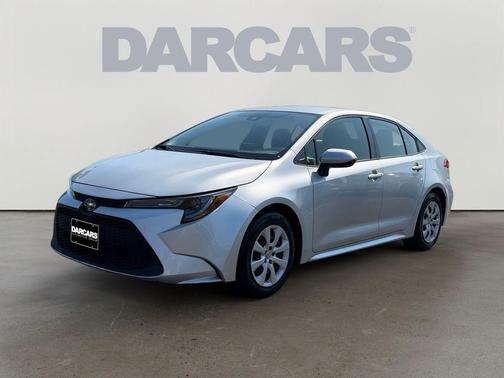 Classic Silver Metallic 2021 Toyota Corolla LE