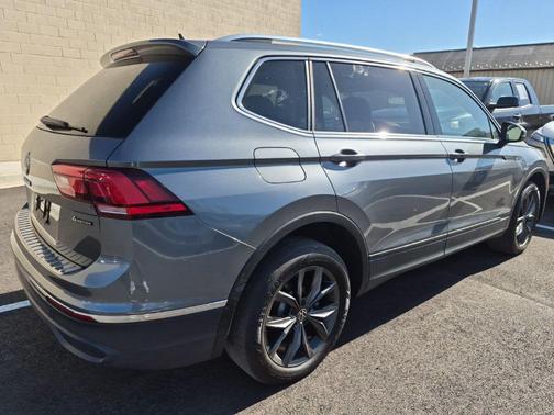 2022 Volkswagen Tiguan 2.0T SE 4MOTION