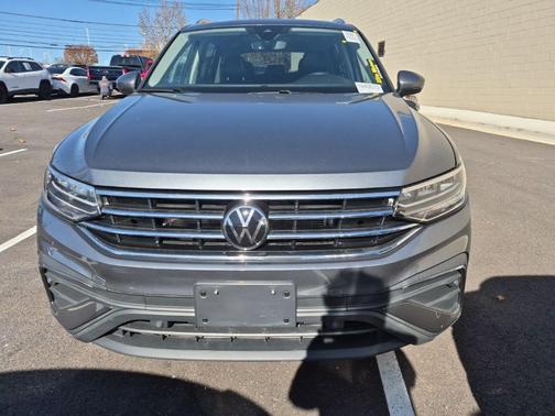 2022 Volkswagen Tiguan 2.0T SE 4MOTION