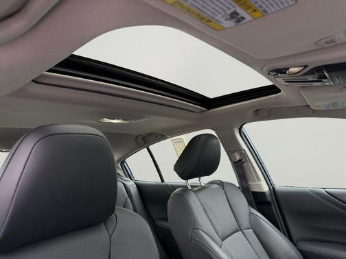 2022 Subaru Legacy Limited