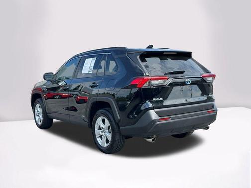 2020 Toyota RAV4 Hybrid LE