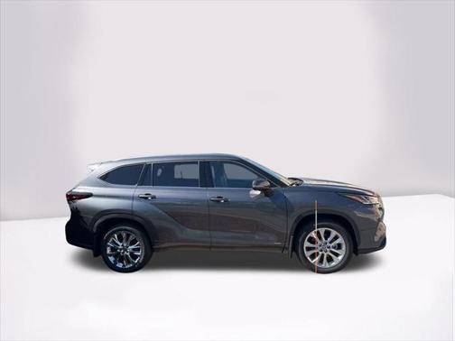 2024 Toyota Highlander Hybrid Limited