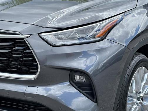 2024 Toyota Highlander Hybrid Limited