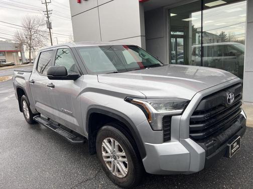 2024 Toyota Tundra SR5