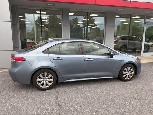 Celestite 2020 Toyota Corolla LE