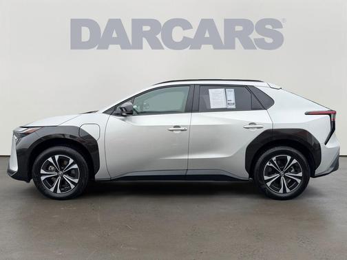2024 Toyota bZ4X XLE