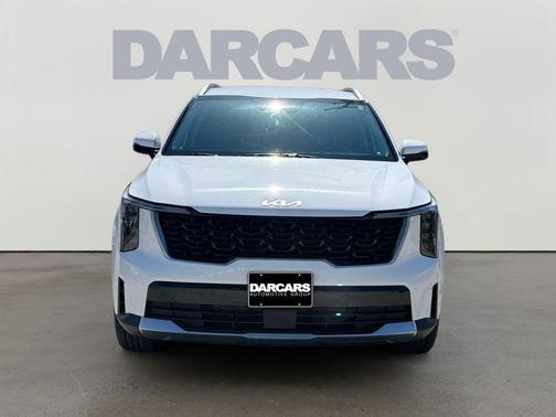 Glacial White Pearl 2024 Kia Sorento S