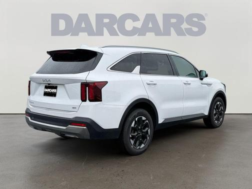 Glacial White Pearl 2024 Kia Sorento S