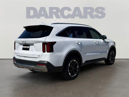 Glacial White Pearl 2024 Kia Sorento S