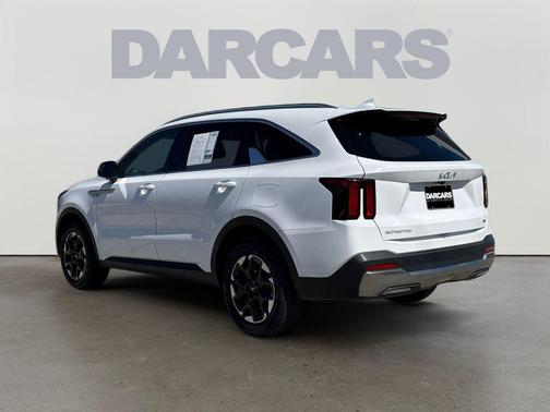 Glacial White Pearl 2024 Kia Sorento S