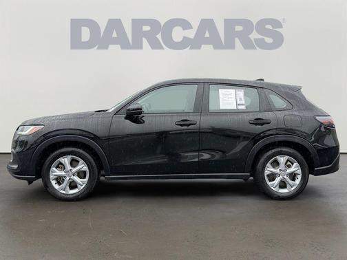 Black 2025 Honda HR-V LX