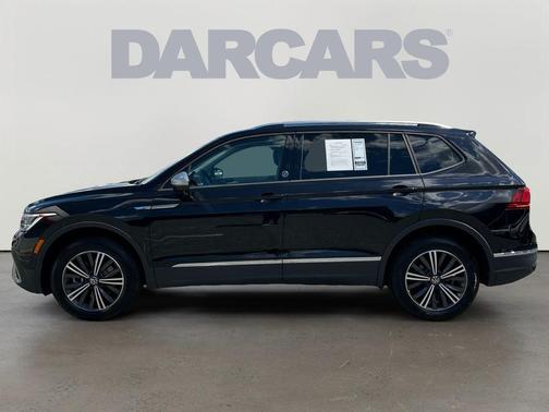 2024 Volkswagen Tiguan 2.0T Wolfsburg Edition