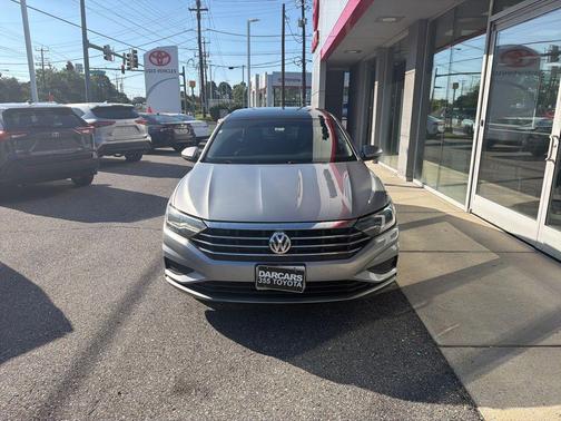 Silver Metallic 2021 Volkswagen Jetta 1.4T SE