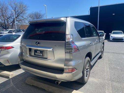 Atomic Silver 2022 Lexus GX 460 Premium
