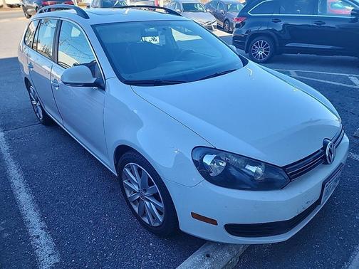 2014 Volkswagen Jetta SportWagen DSG TDI w/Sunroof & Nav