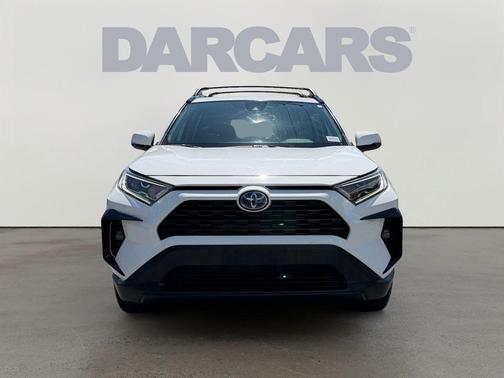Super White 2021 Toyota RAV4 Hybrid XLE